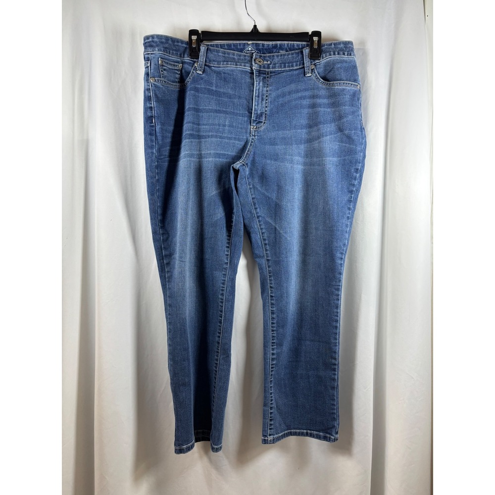 St Johns Bay Womens 18WS Straight Leg Jeans Medium Wash Blue Stretch Denim